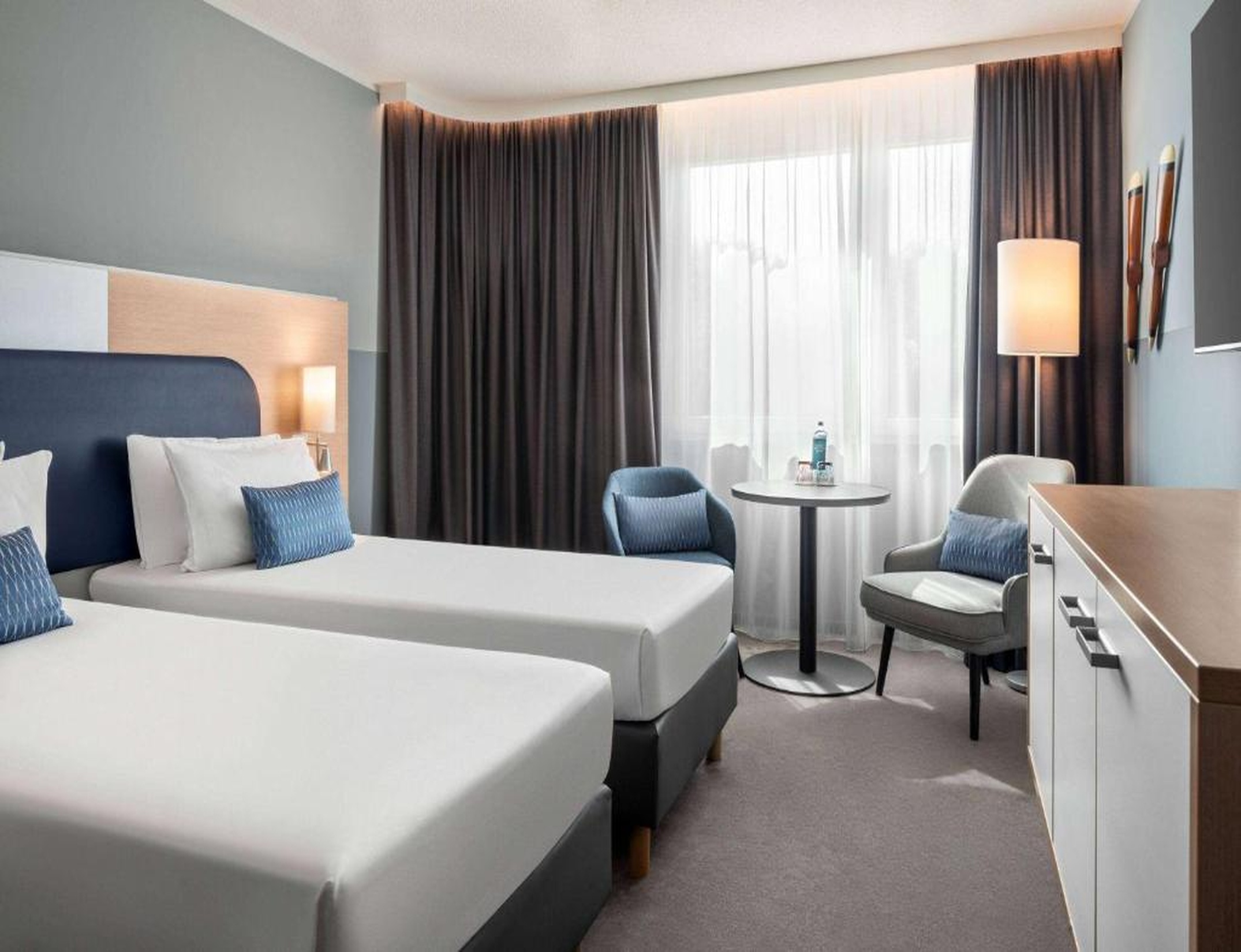 Room Near Frankfurt Airport